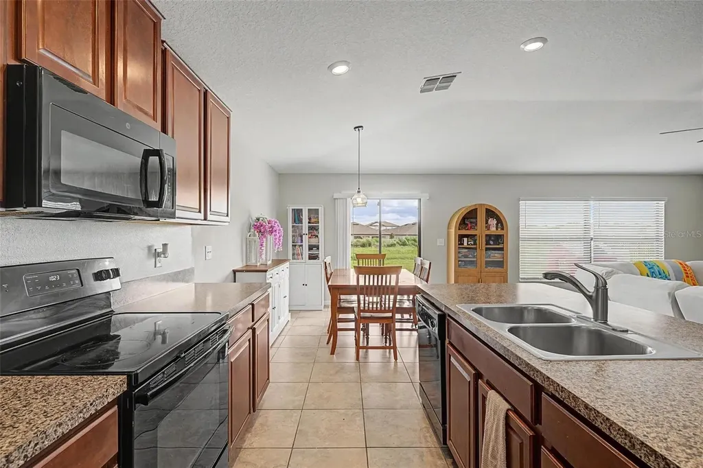 9625 Sage Creek Drive Ruskin FL 33573