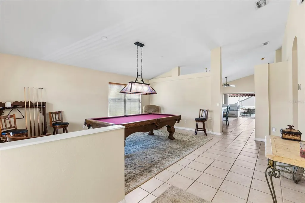 1674 Meadow Oak Lane Tarpon Springs FL 34689
