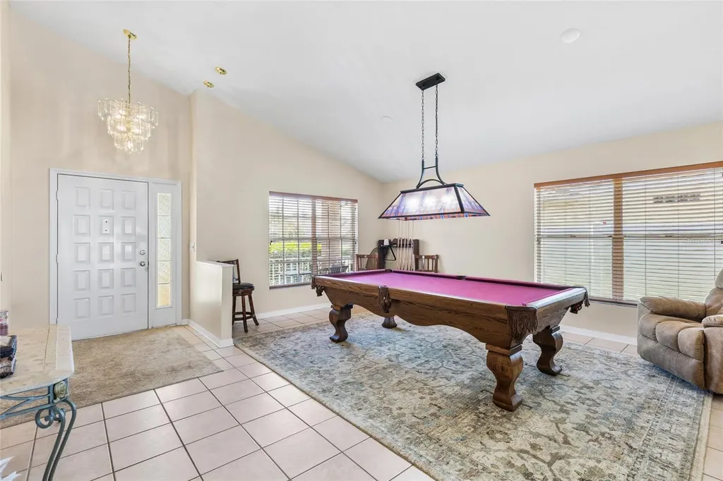 1674 Meadow Oak Lane Tarpon Springs FL 34689
