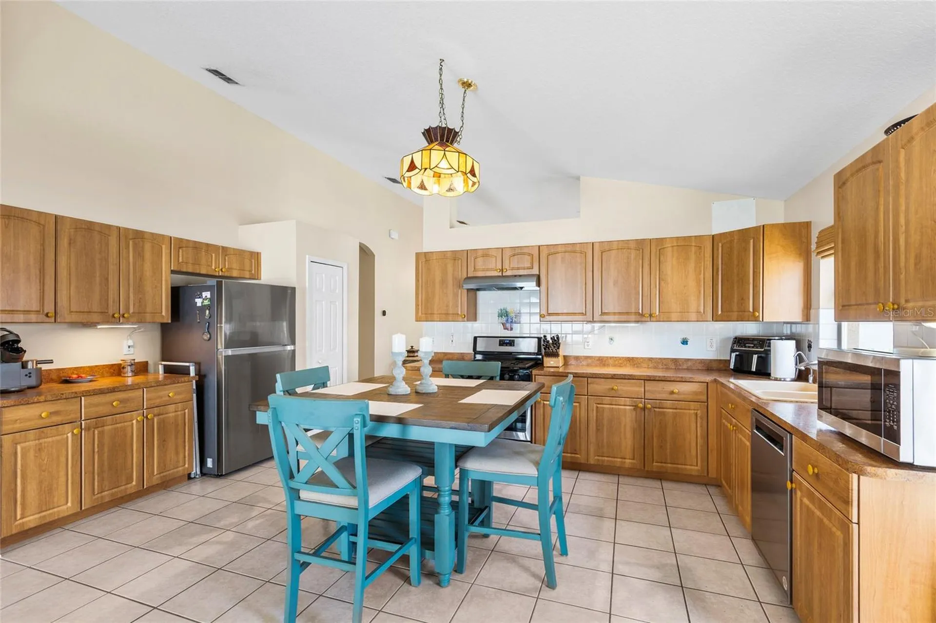 1674 Meadow Oak Lane Tarpon Springs FL 34689