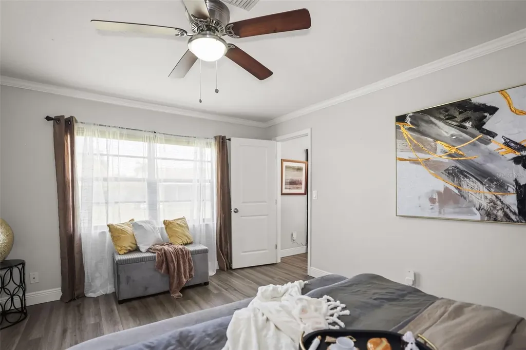10559 41st Court N Clearwater FL 33762