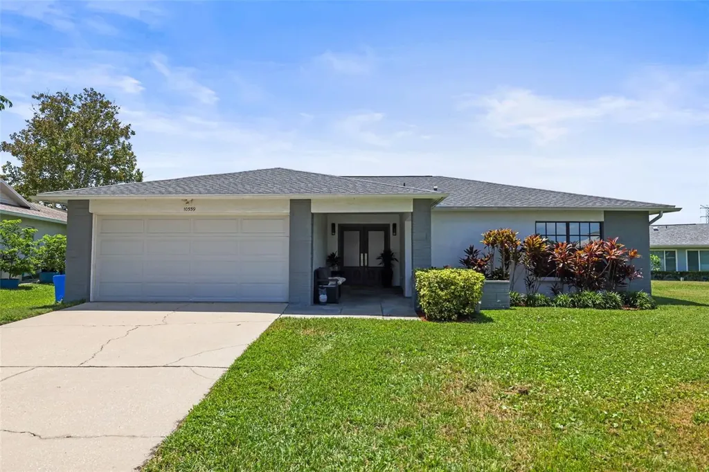 10559 41st Court N Clearwater FL 33762