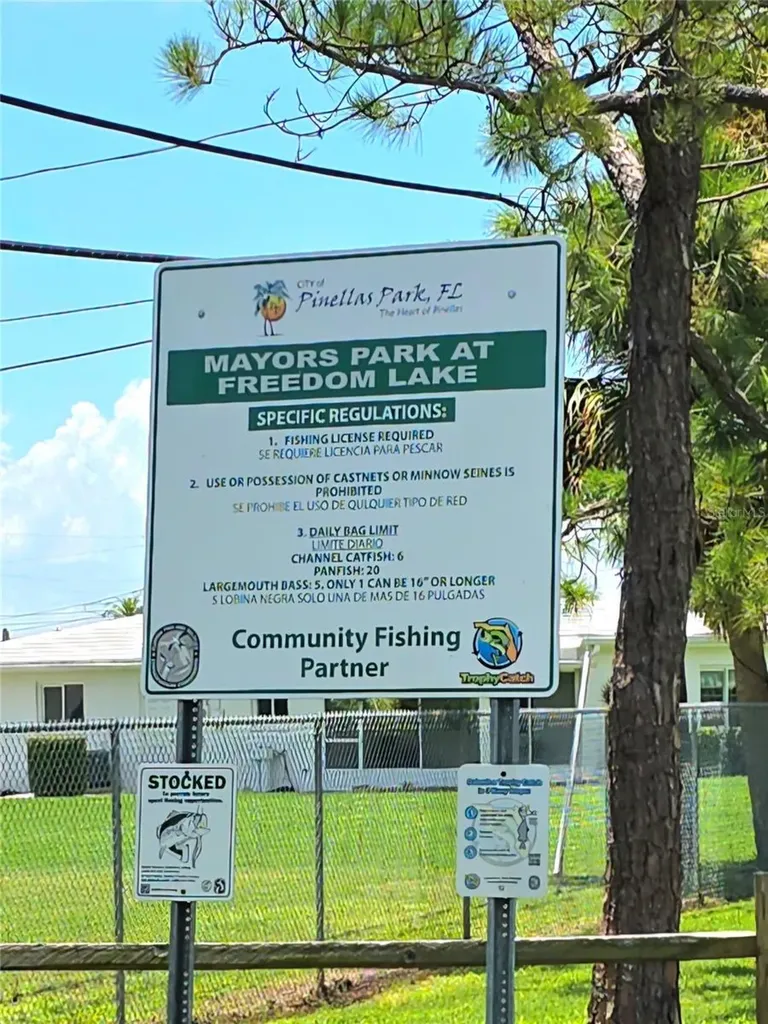 10559 41st Court N Clearwater FL 33762