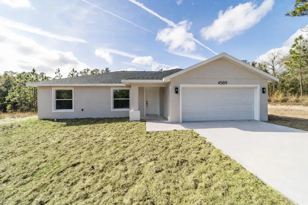 1870 SW Obee Ridge Road Dunnellon FL 34431