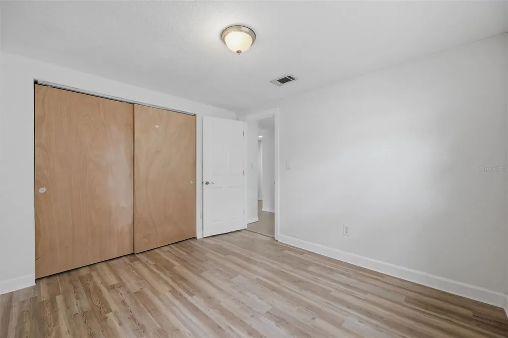 2804 Applewood Drive Clearwater FL 33759