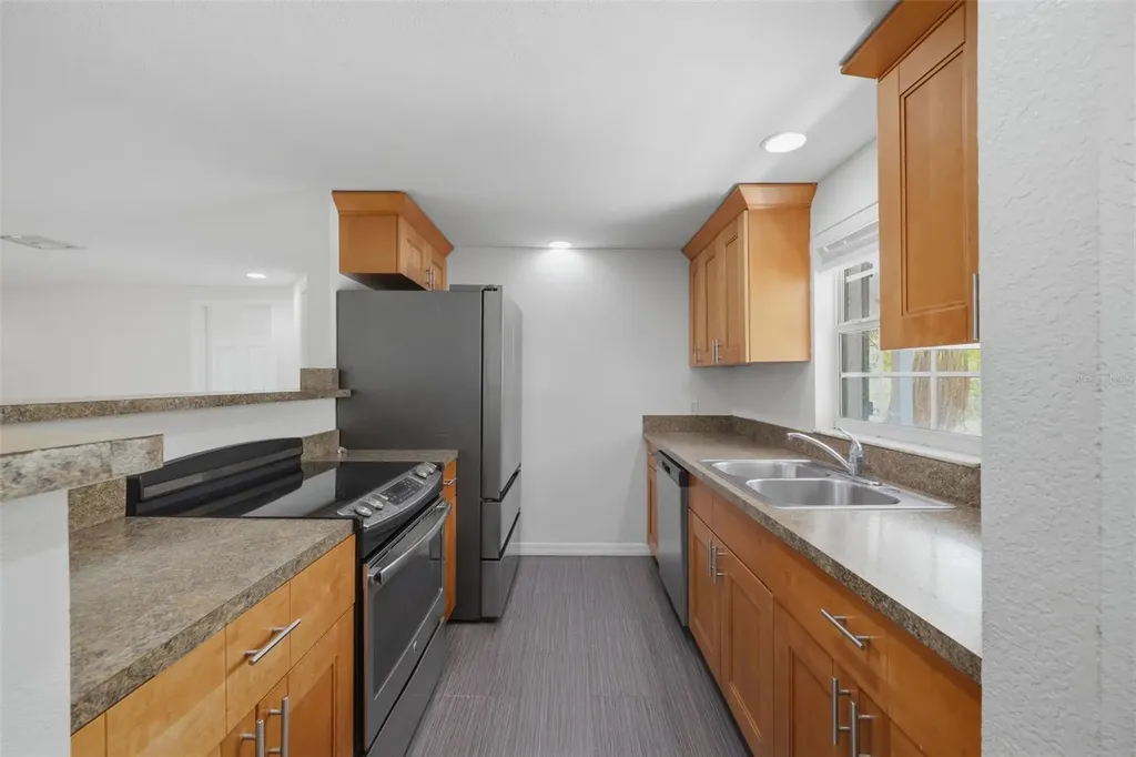 2804 Applewood Drive Clearwater FL 33759
