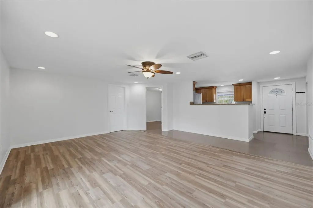 2804 Applewood Drive Clearwater FL 33759