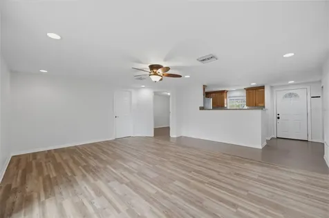 2804 Applewood Drive Clearwater FL 33759