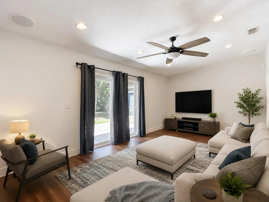 4113 Hollow Hill Drive Tampa FL 33624