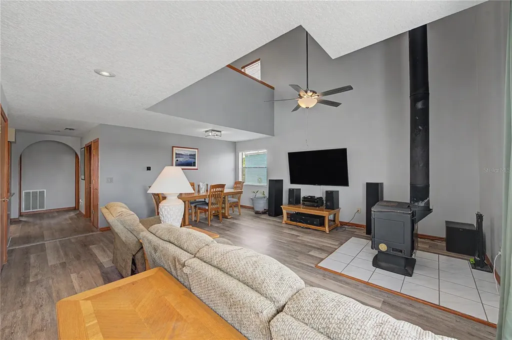 13337 Susan Drive Hudson FL 34667