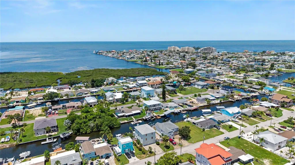 13337 Susan Drive Hudson FL 34667