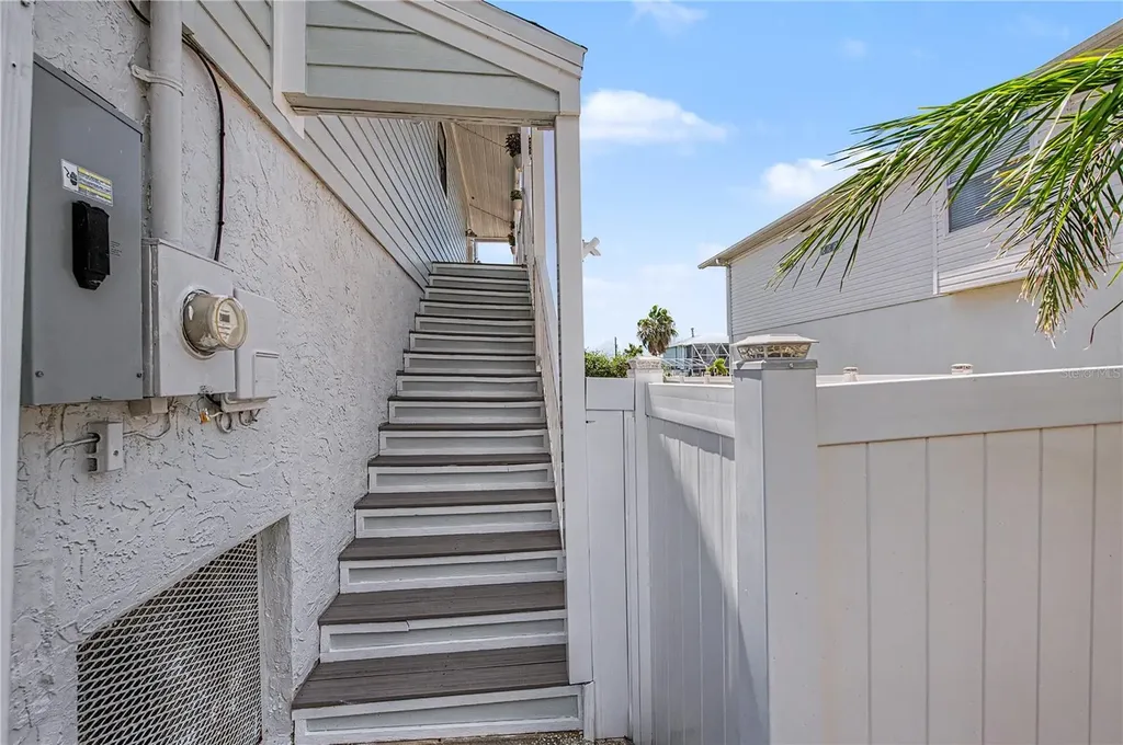 13337 Susan Drive Hudson FL 34667