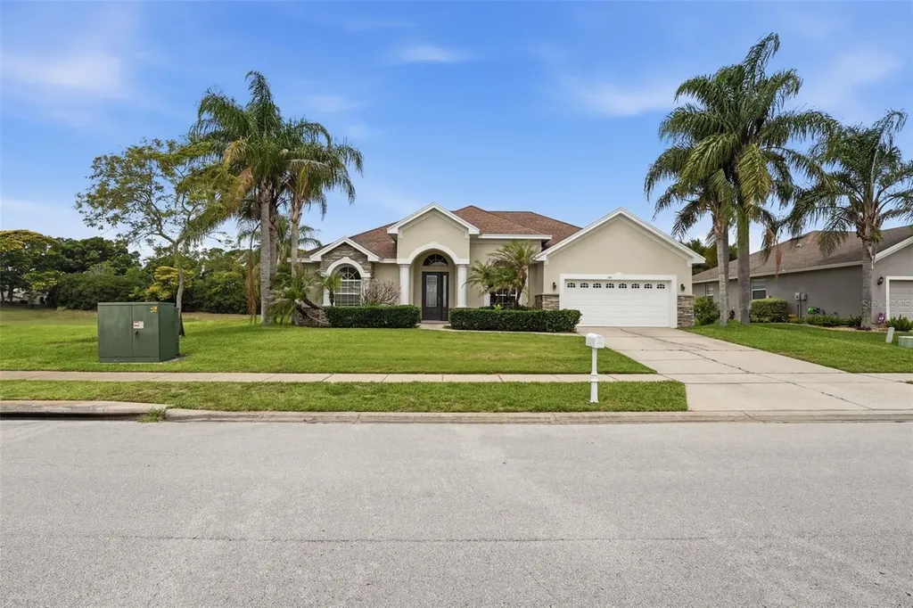 200 Lake Arietta Court Auburndale FL 33823