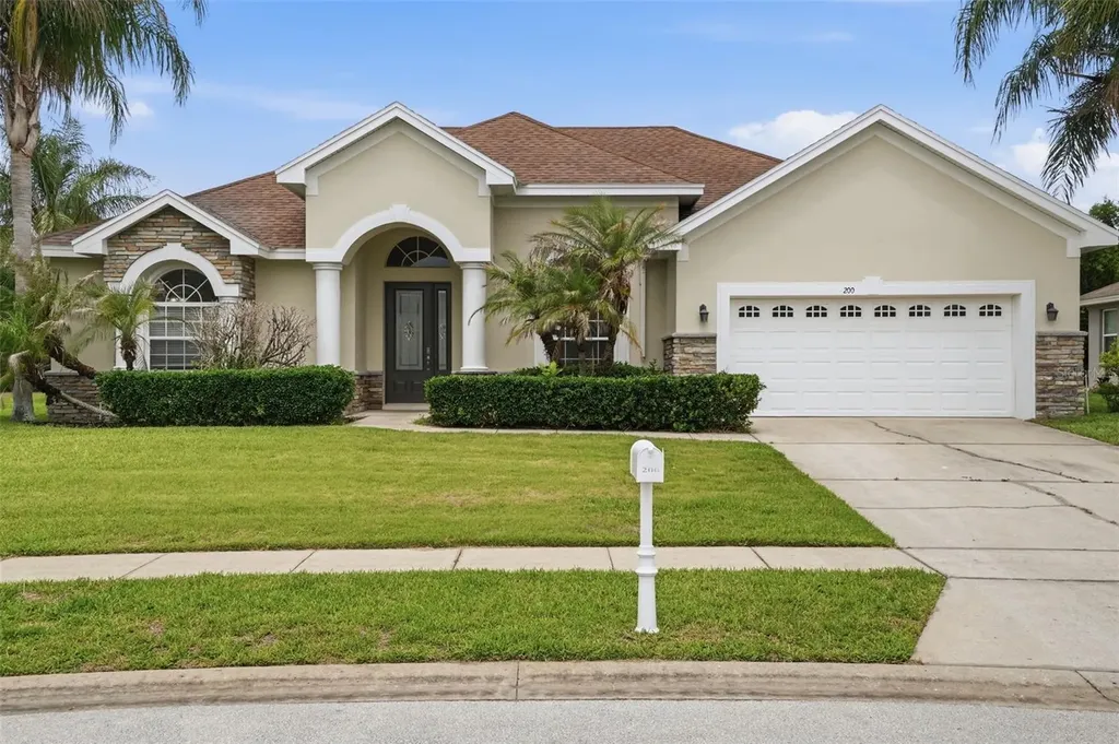 200 Lake Arietta Court Auburndale FL 33823