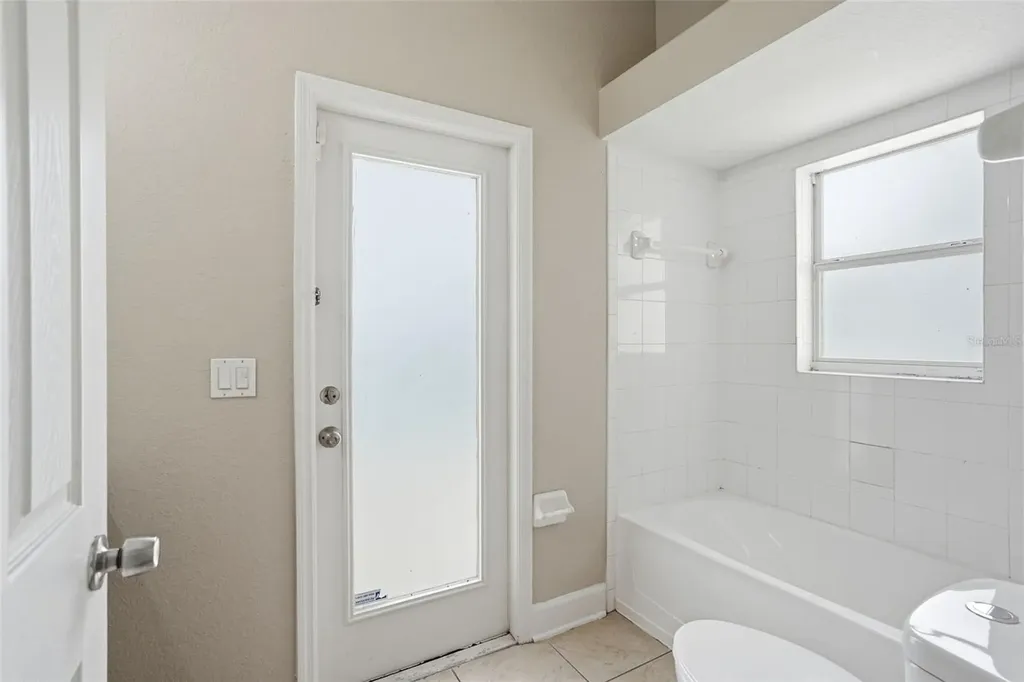 200 Lake Arietta Court Auburndale FL 33823