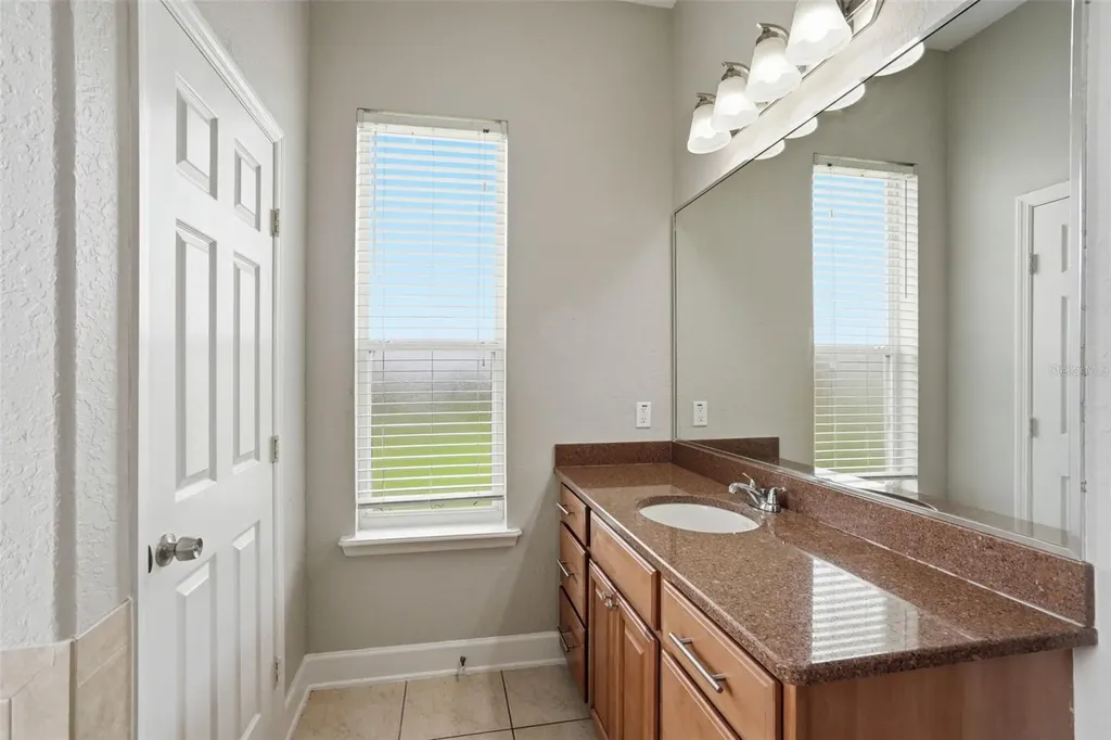 200 Lake Arietta Court Auburndale FL 33823