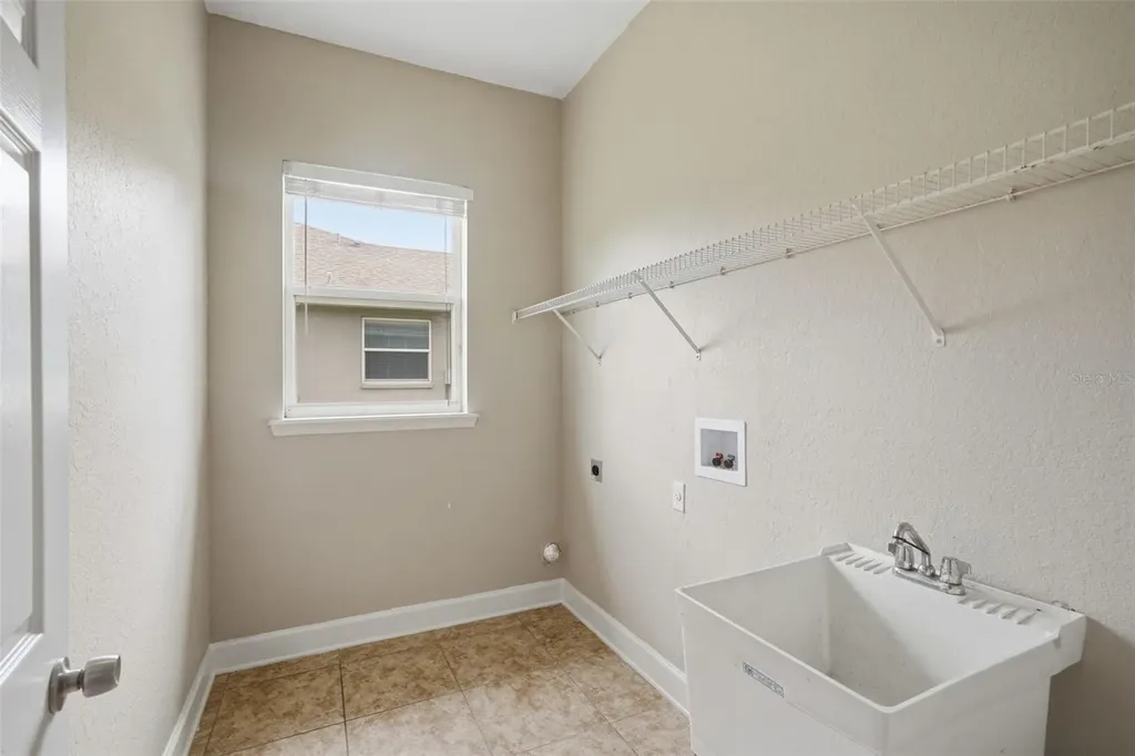 200 Lake Arietta Court Auburndale FL 33823