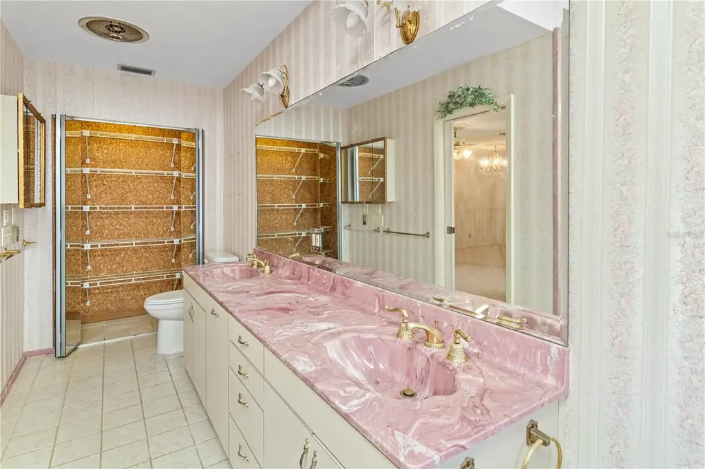 5331 98th Way N St Petersburg FL 33708
