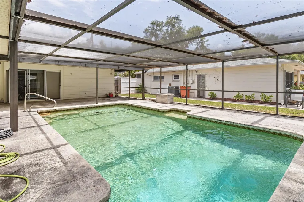 5331 98th Way N St Petersburg FL 33708