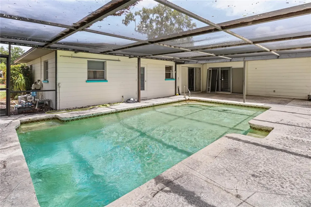 5331 98th Way N St Petersburg FL 33708