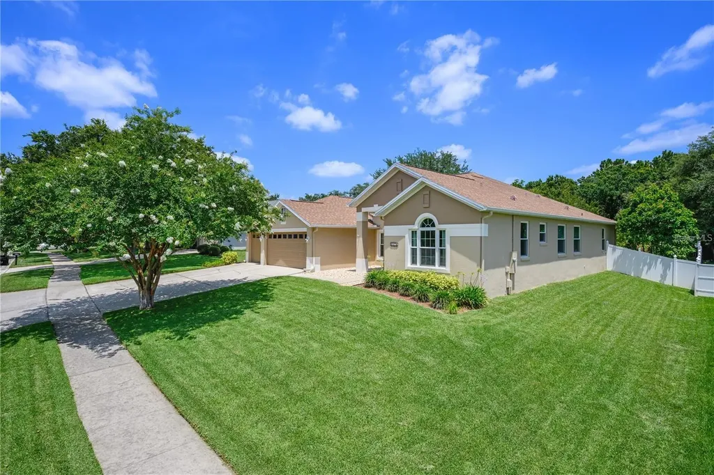 2413 Prairie View Winter Garden FL 34787
