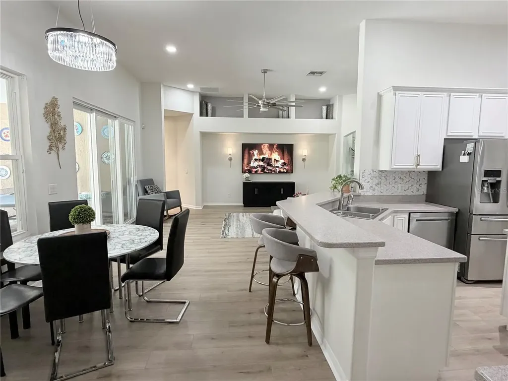 2413 Prairie View Winter Garden FL 34787