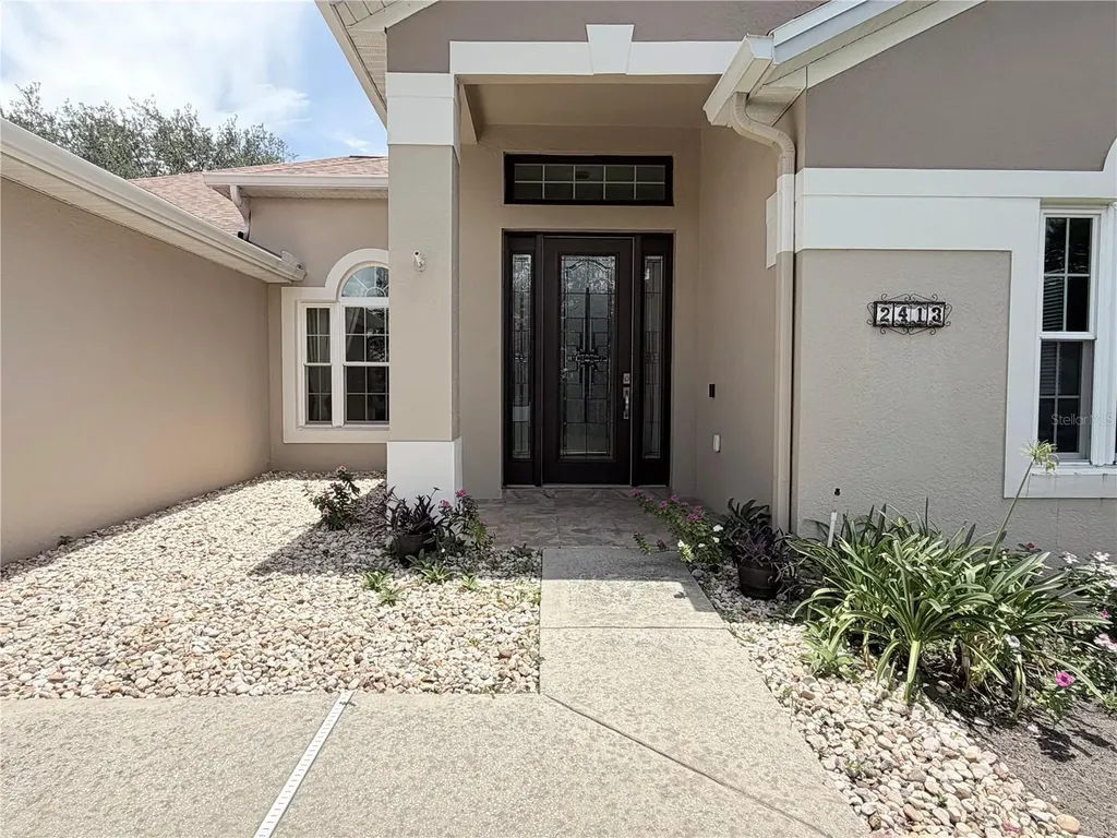 2413 Prairie View Winter Garden FL 34787