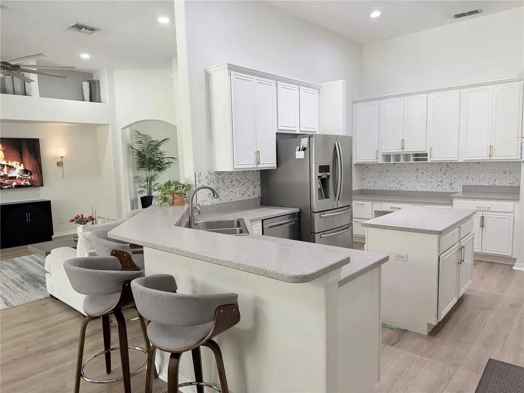 2413 Prairie View Winter Garden FL 34787