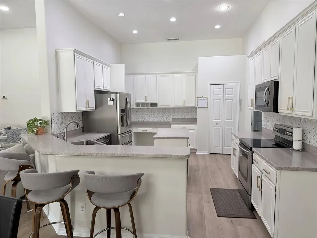 2413 Prairie View Winter Garden FL 34787