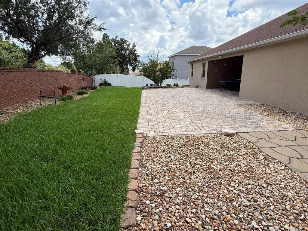 2413 Prairie View Winter Garden FL 34787
