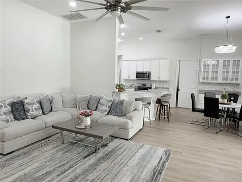 2413 Prairie View Winter Garden FL 34787