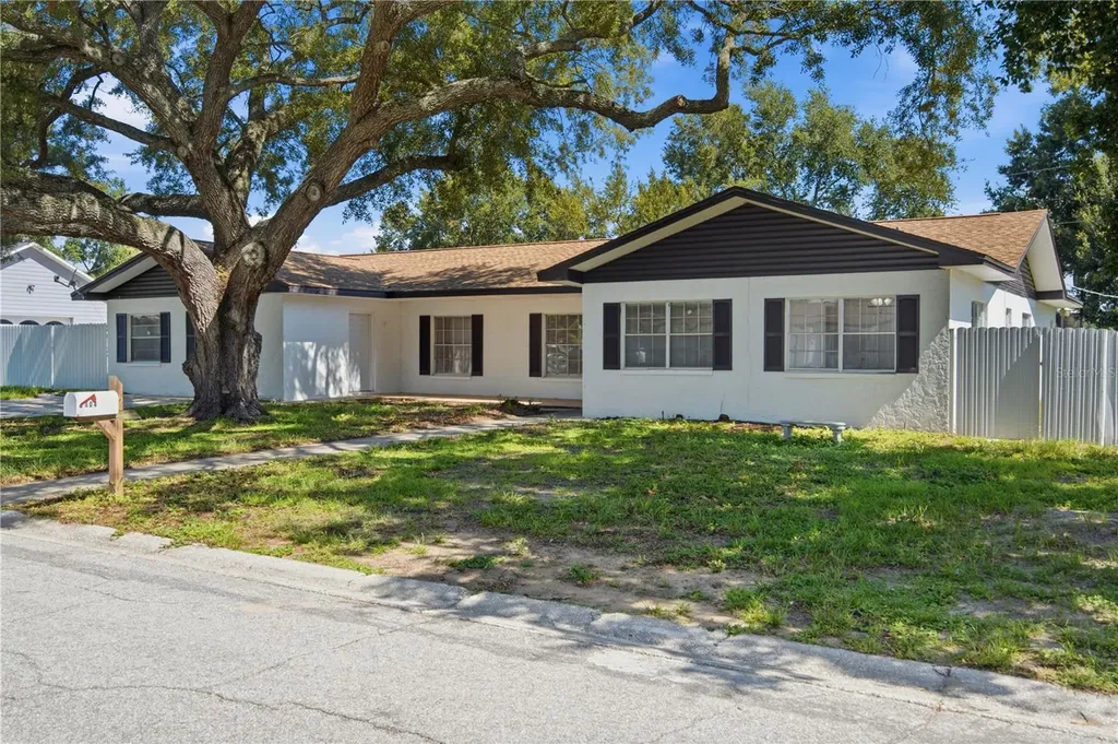 604 Royal Crest Drive Brandon FL 33511