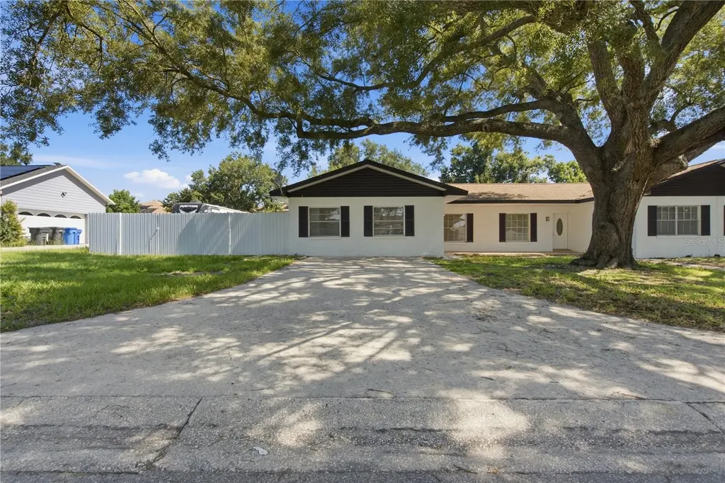 604 Royal Crest Drive Brandon FL 33511