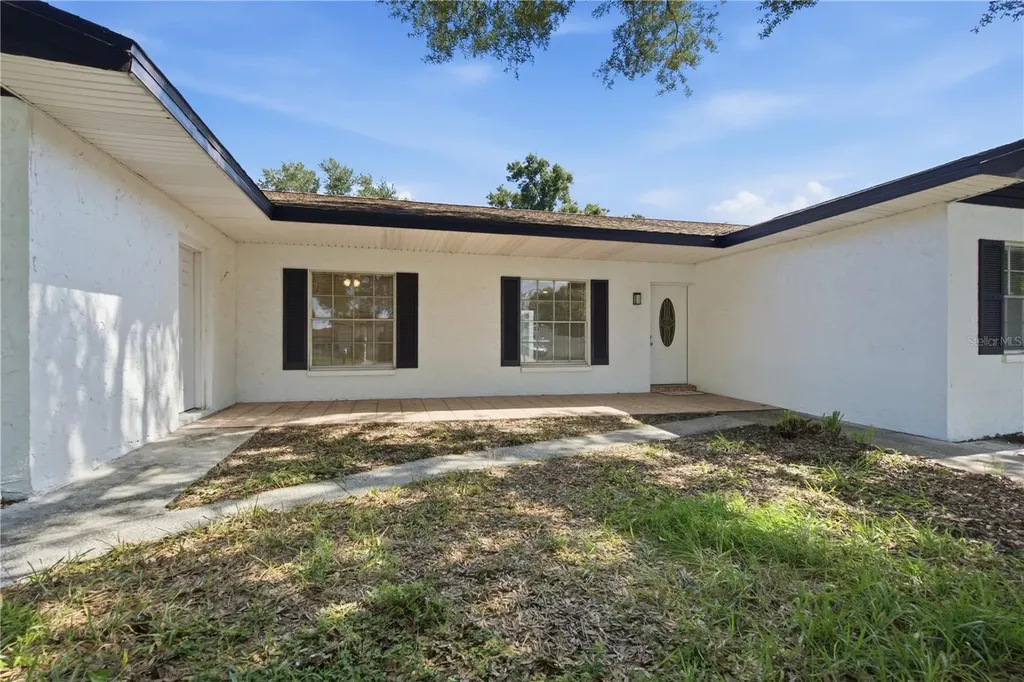 604 Royal Crest Drive Brandon FL 33511