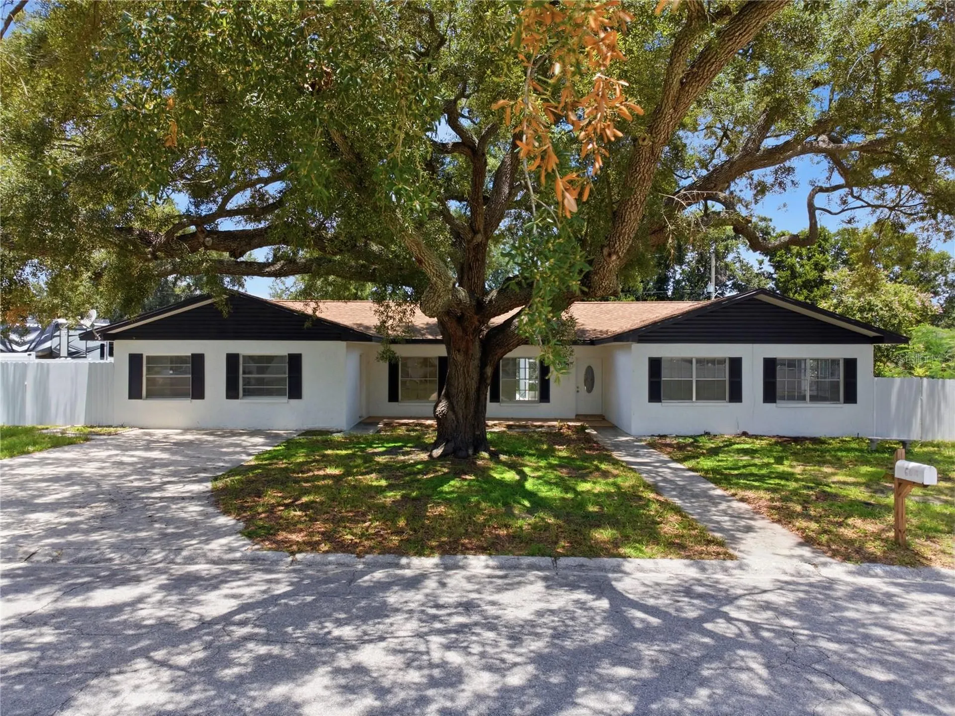 604 Royal Crest Drive Brandon FL 33511