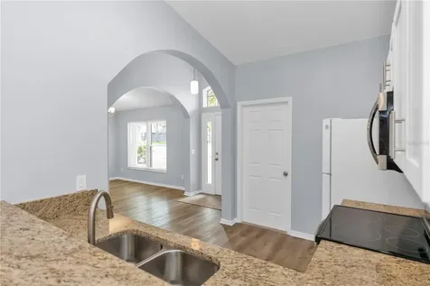 17020 Woodcrest Way Clermont FL 34714