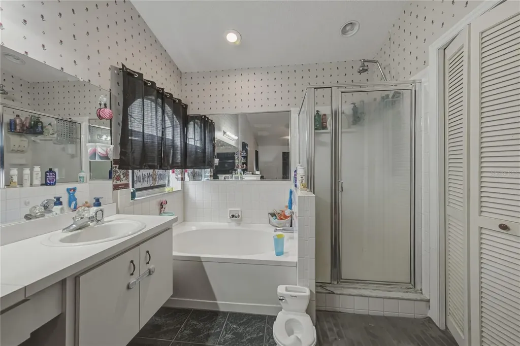 8054 Kaitlin Circle Lakeland FL 33810