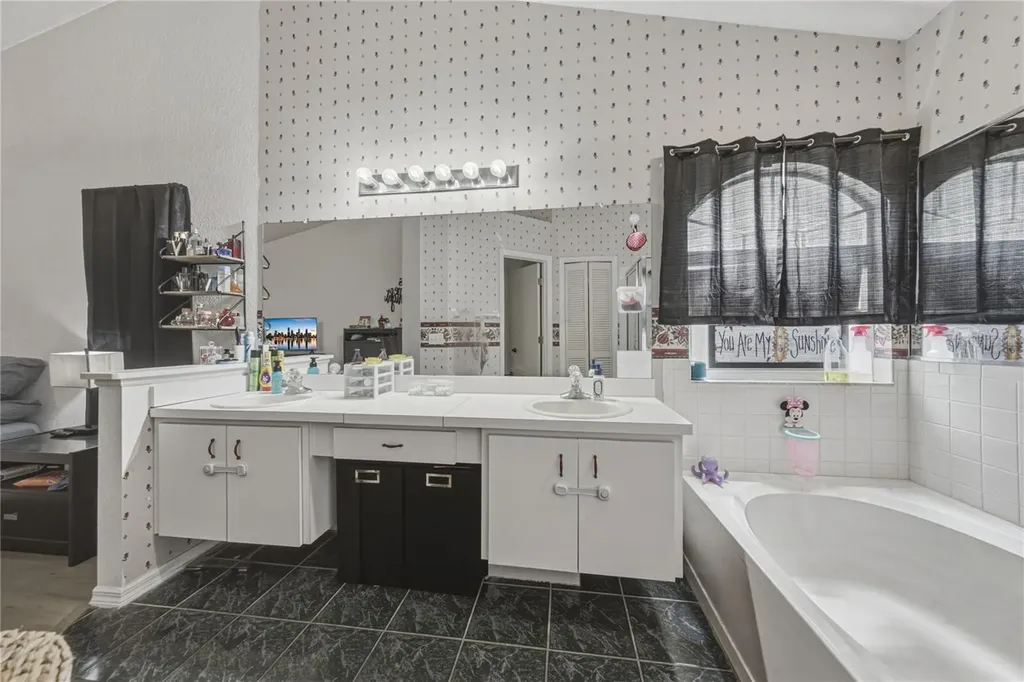8054 Kaitlin Circle Lakeland FL 33810