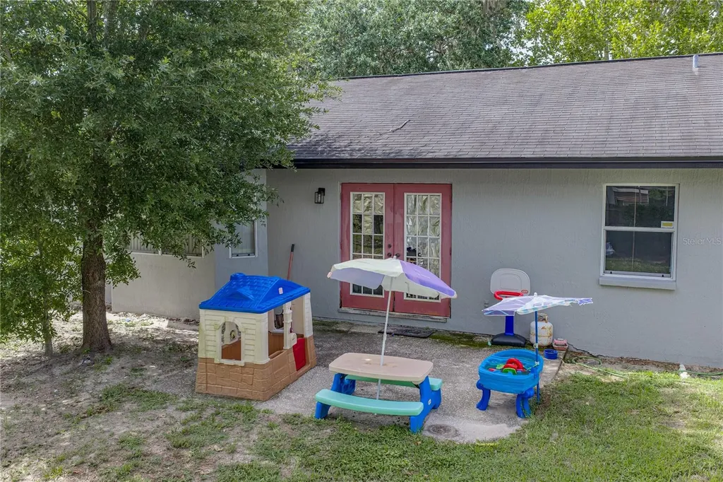 8054 Kaitlin Circle Lakeland FL 33810