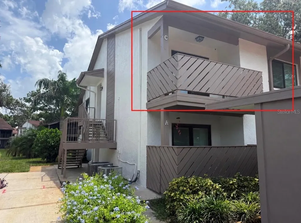 514 Longfellow Court Safety Harbor FL 34695