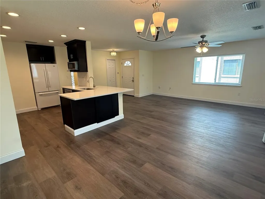 514 Longfellow Court Safety Harbor FL 34695