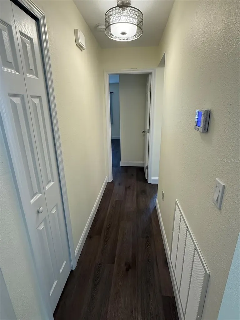 514 Longfellow Court Safety Harbor FL 34695
