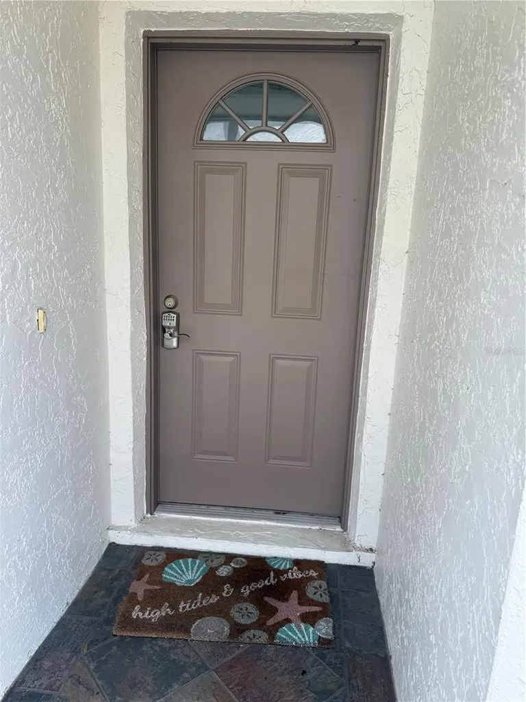 514 Longfellow Court Safety Harbor FL 34695