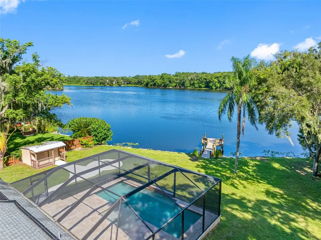 4221 River Hills Drive Tampa FL 33617