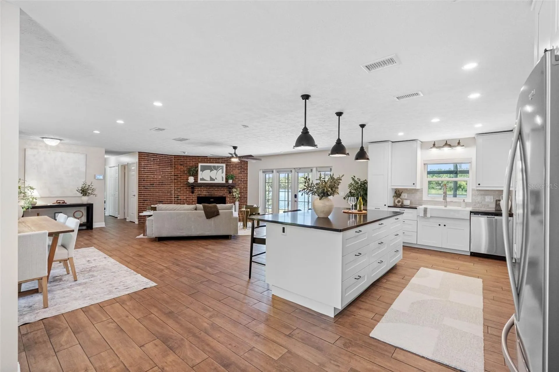 4221 River Hills Drive Tampa FL 33617