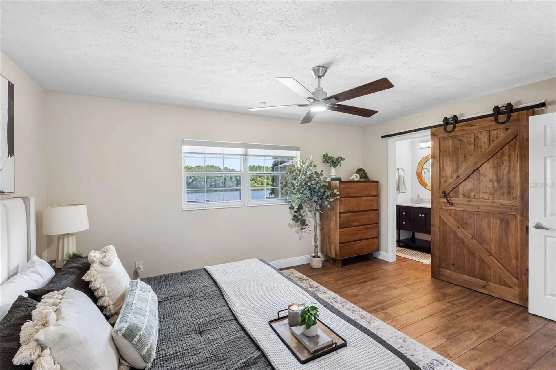 4221 River Hills Drive Tampa FL 33617