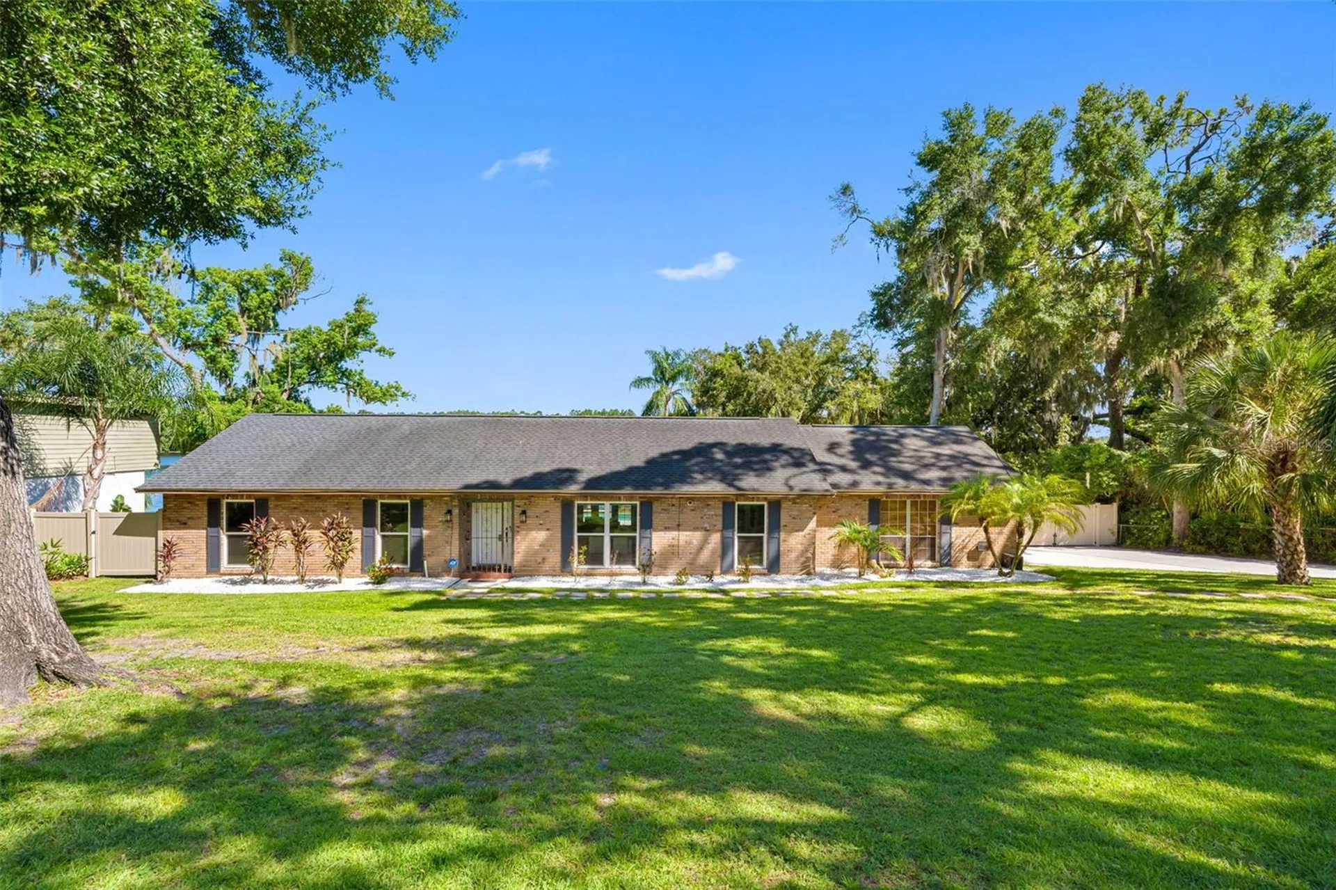 4221 River Hills Drive Tampa FL 33617