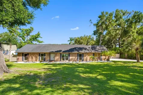 4221 River Hills Drive Tampa FL 33617