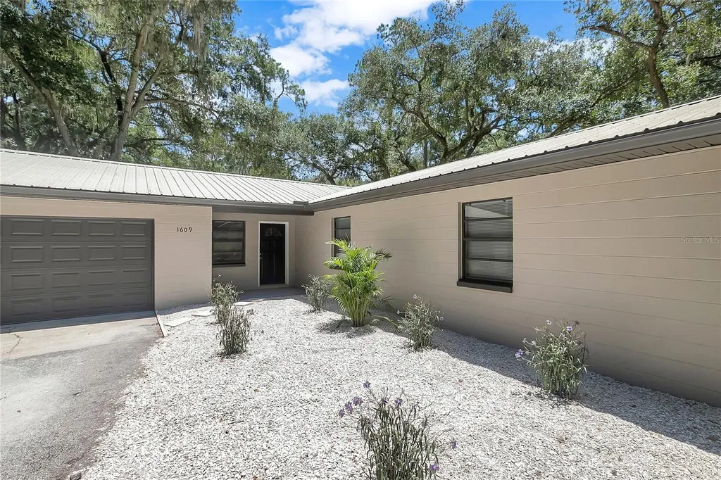 1609 Itchepackesassa Drive Lakeland FL 33810