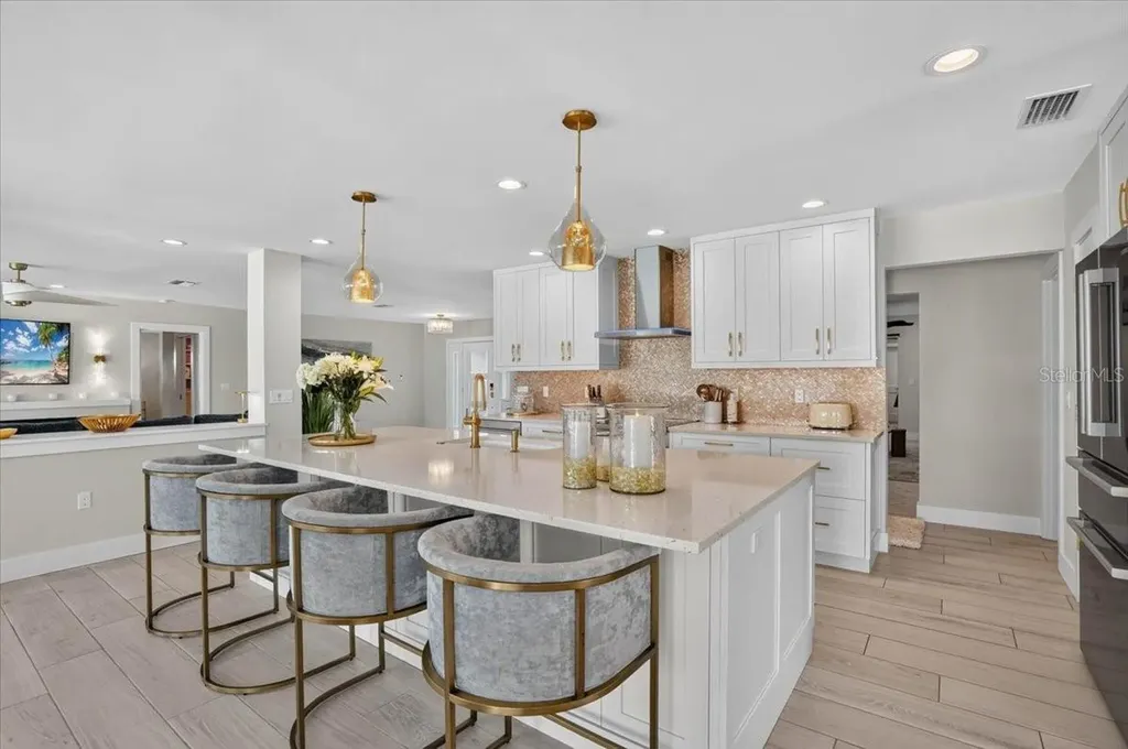 208 N Polk Drive Sarasota FL 34236